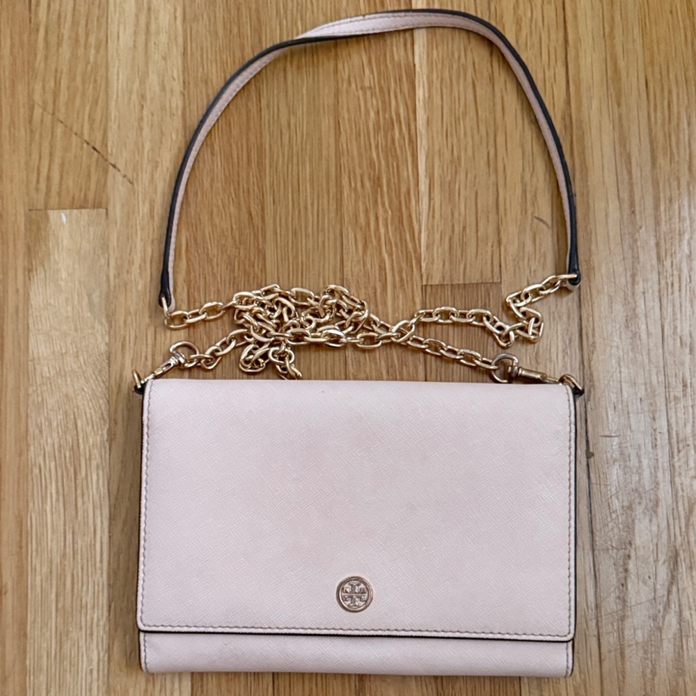 Tory Burch Robinson Leather
Wallet on a Chain
